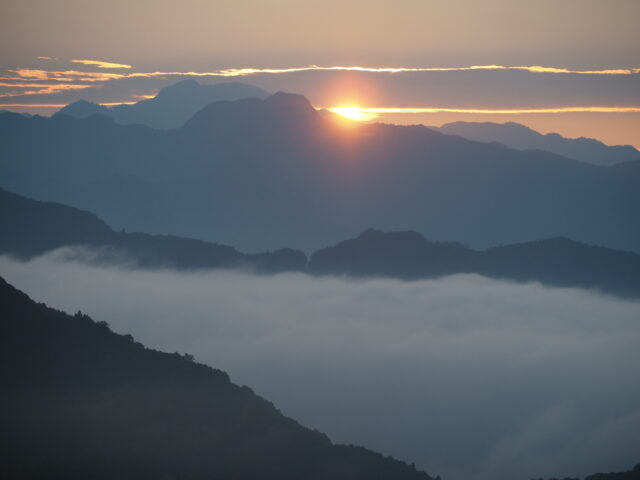 国見ヶ丘展望台からの雲海